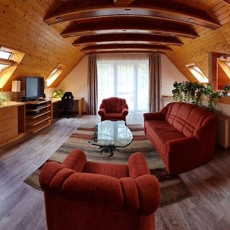 Готель Platan Panzio Добоґовкив Екстер'єр фото